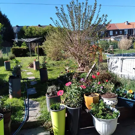 Room In Guest Room - Pretty Townhouse With A Large Terrace And A Large Garden Free Breakfast Herstal